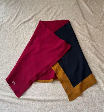 새상품급 LACOSTE 라코스테 배색 울 스톨 숄 스카프