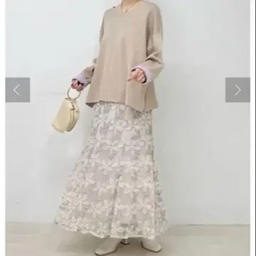 [ SNS 화제! ] 길이 조절 가능한 3D 플라워 레이스 스커트