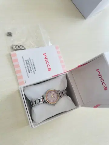 CITIZEN 시티즌 Wicca 위카 여성용 손목시계 솔라