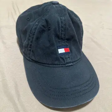 Tommy Hilfiger 블랙 캡