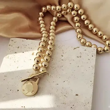 골드 비즈 목걸이