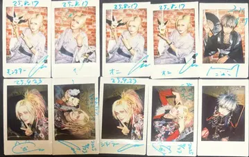 Azavana 폴라로이드