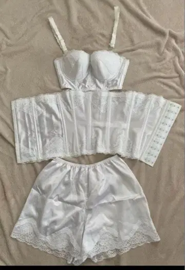 브라이덜 이너 C65