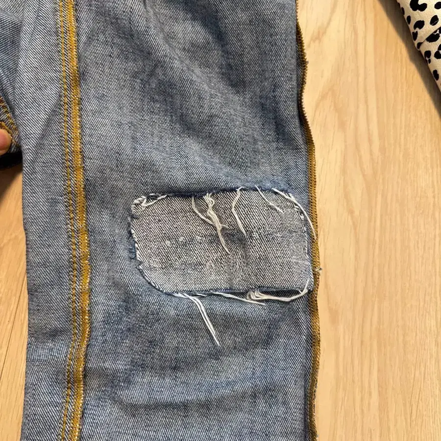 4번째 상품 이미지