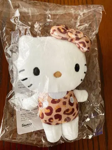 키링 헬로키티 마스코트 참 레오파드 무늬 아베일
