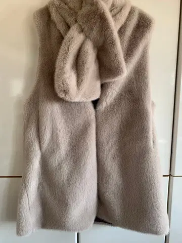 L 머플러 포함 / 포근한 베스트