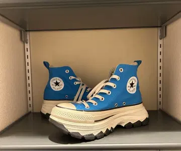 컨버스 파랑 통굽 하이컷 스니커즈 평상복 사이즈 24.5