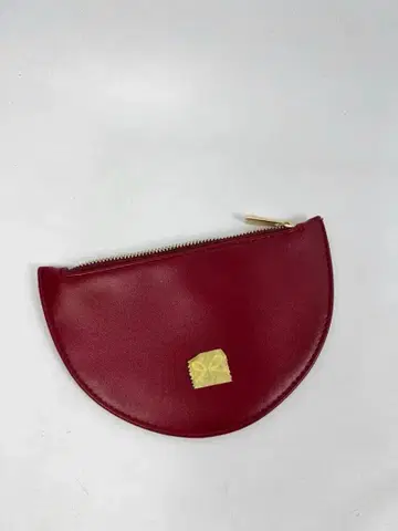 버건디 가죽 반달형 코인 케이스