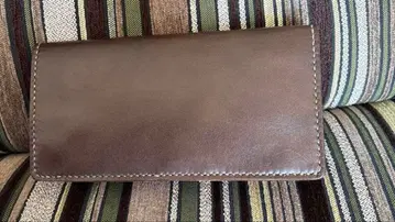 브라운 가죽 장지갑 지폐 수납