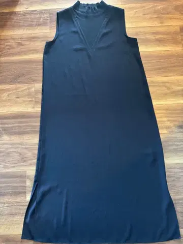 theory 슬리브리스 네이비 롱 원피스