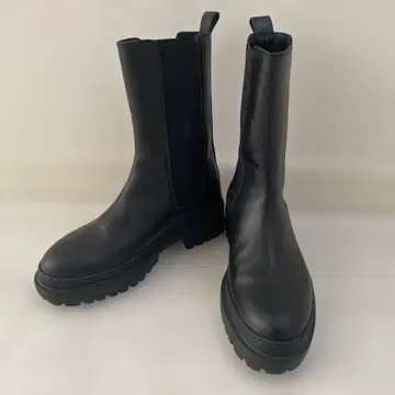 Tomorrowland 라이트 러버 솔 사이드 고어 부츠 37