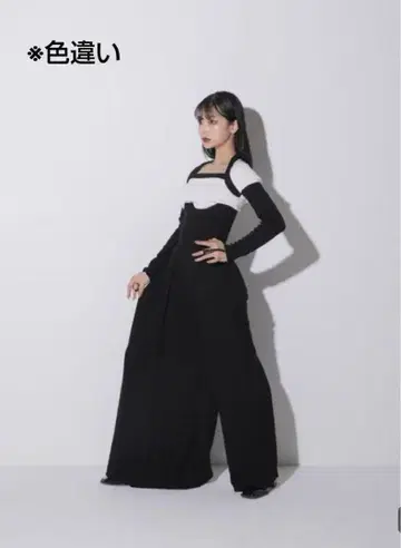 meltthelady 코르셋 비대칭 팬츠 theredthread