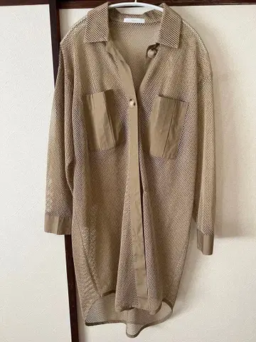 Praia 메쉬 긴팔 셔츠 베이지