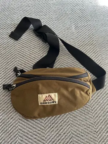 GREGORY 올리브 숄더백