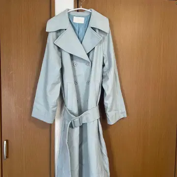 라이트 블루 더블 브레스트 롱 코트