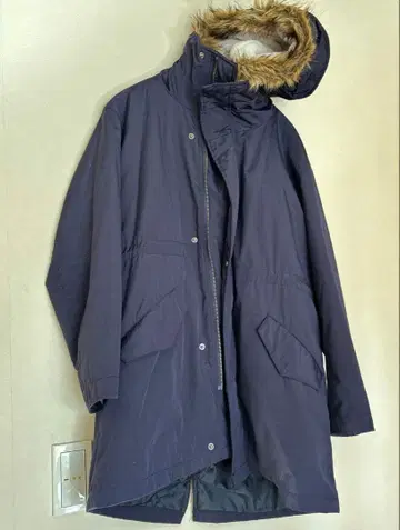 네이비 다운 자켓 퍼 후드