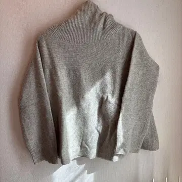 저널 스탠다드 니트 그레이 터틀넥