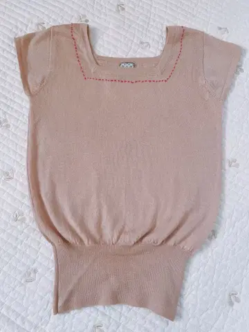 russet 핑크 베이지 스퀘어 넥 반팔 니트와 가디건 세트