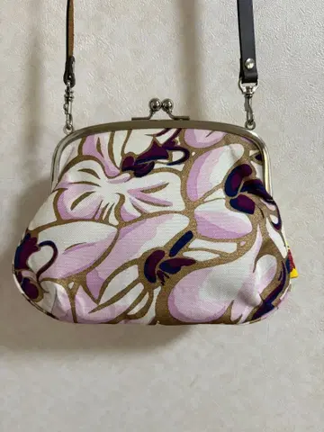 키얀 스튜디오 꽃무늬 가마구치 숄더백 파우치