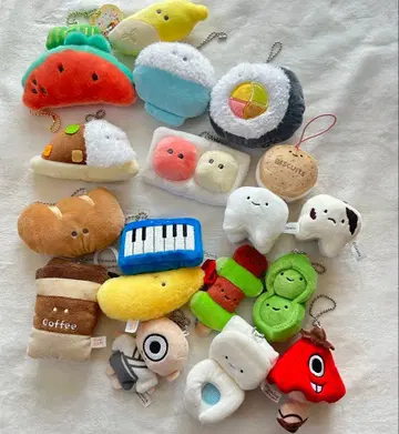 귀여운 음식 모티브 봉제 인형 키링 세트