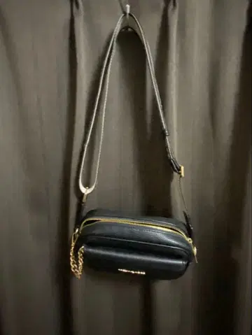 MICHAEL KORS 블랙 숄더백