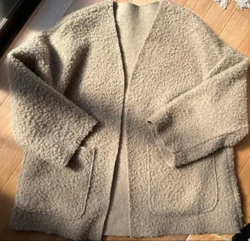 노카라 보아 베이지 오버 사이즈