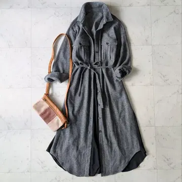 U by 스픽앤스팬 헤링본 도킹 셔츠 원피스 그레이 블랙