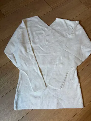 LAGUNAMOON V넥 긴팔 니트