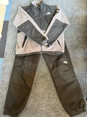 더 노스페이스 데날리 자켓 상하의 세트 블랙/그레이