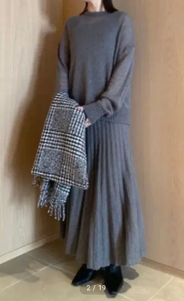 모헤어 혼방 니트 원피스 미라 오웬 스나이델