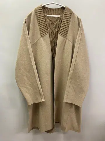 LUCA/LADY LUCK LUCA 케이블 절개 토퍼 코트