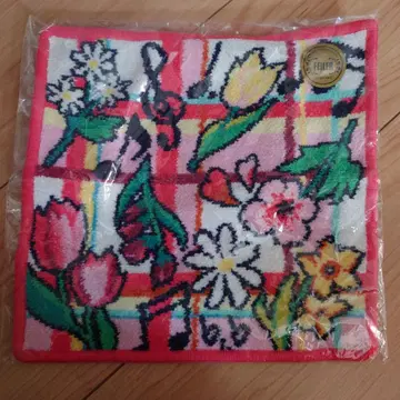 체스티 페이러 손수건 페이러 Chesty FEILER