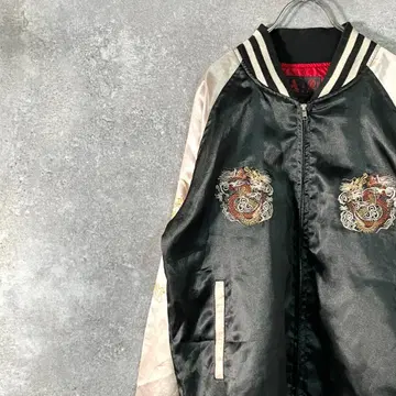 일심여경 스카잔 긴팔 블랙 크림색 용 자수 집업