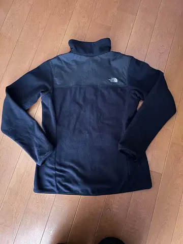 The North Face 블랙 플리스 자켓