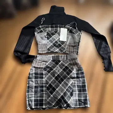 ANDMARY 블랙 체크 무늬 셋업