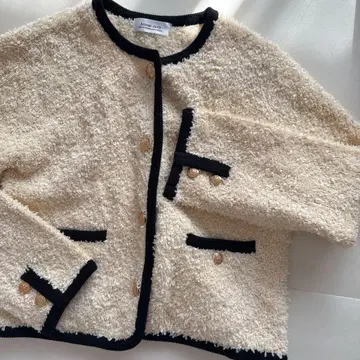 Arpege story 노카라 자켓 크림색