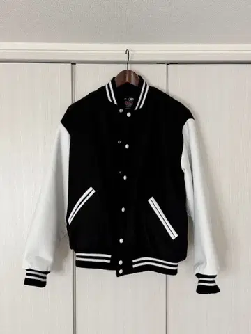 GAME CUSTOM APPAREL 바시티 자켓 LG 사이즈