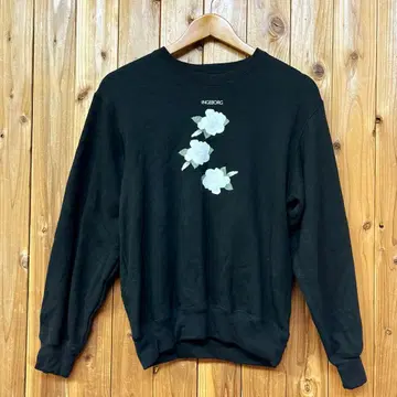 INGEBORG 잉게보그 맨투맨 트레이닝복 꽃무늬