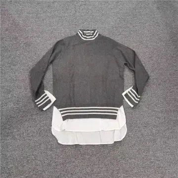 그레이 긴팔 스웨터 레이어드 스타일