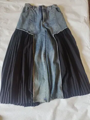 사이드 플리츠 와이드 데님