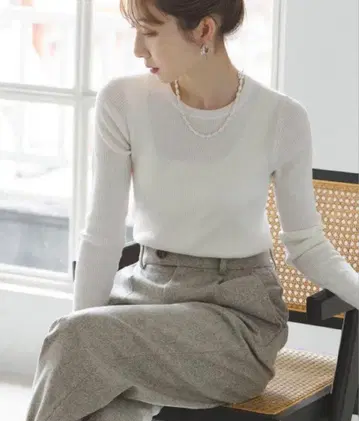 새상품급! noble 리브 쿨넥 니트 화이트