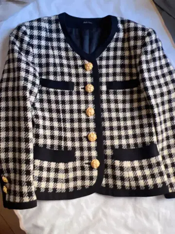 Belle Robe 체크 무늬 노카라 자켓