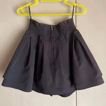 미셸 마카롱 슬림 레그 스커트 S 블랙