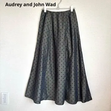 Audrey and John Wad 플로키 도트 롱 스커트