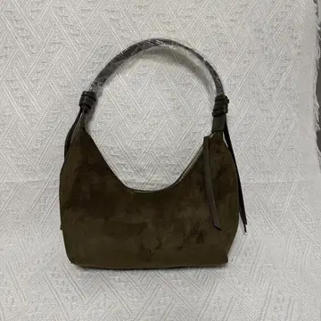 올리브 그린 스웨이드 숄더백