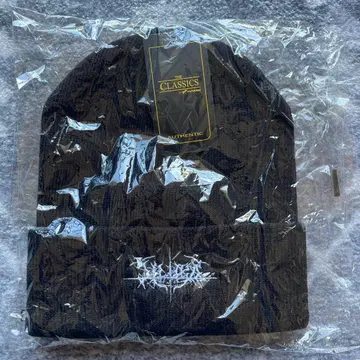 JILUKA 로고 니트 모자