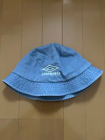 umbro iconic 버킷햇