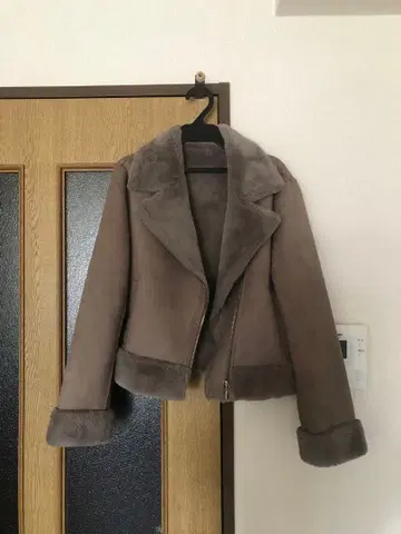 salire 무스탕 자켓