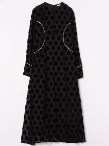[ 새상품급 ] 블랙 도트 무늬 긴팔 맥시 원피스