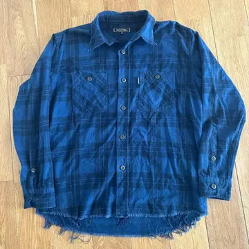 CAPTAINS HELM 체크 무늬 플란넬 셔츠